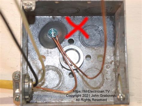 do metal electrical boxes have to be grounded|are metal boxes grounded.